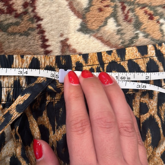 Damson Madder Leopard Pull On Shorts - Picture 13 of 13